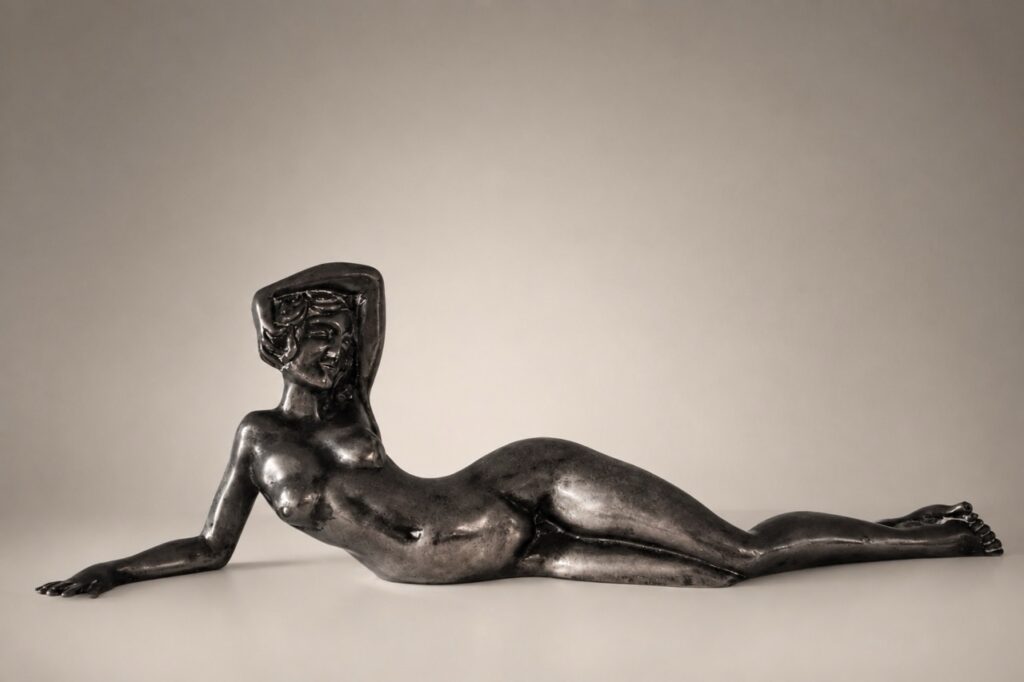 Studio Aristide Maillol, Nude, détail photographique en noir et blanc